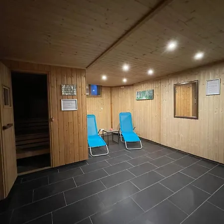 Geraeumiges Domizil Mit Bergblick Und Sauna Oberwössen Extérieur photo