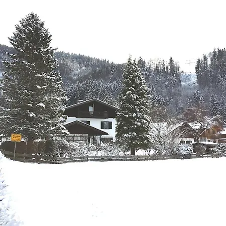 Geraeumiges Domizil Mit Bergblick Und Sauna Oberwössen Extérieur photo