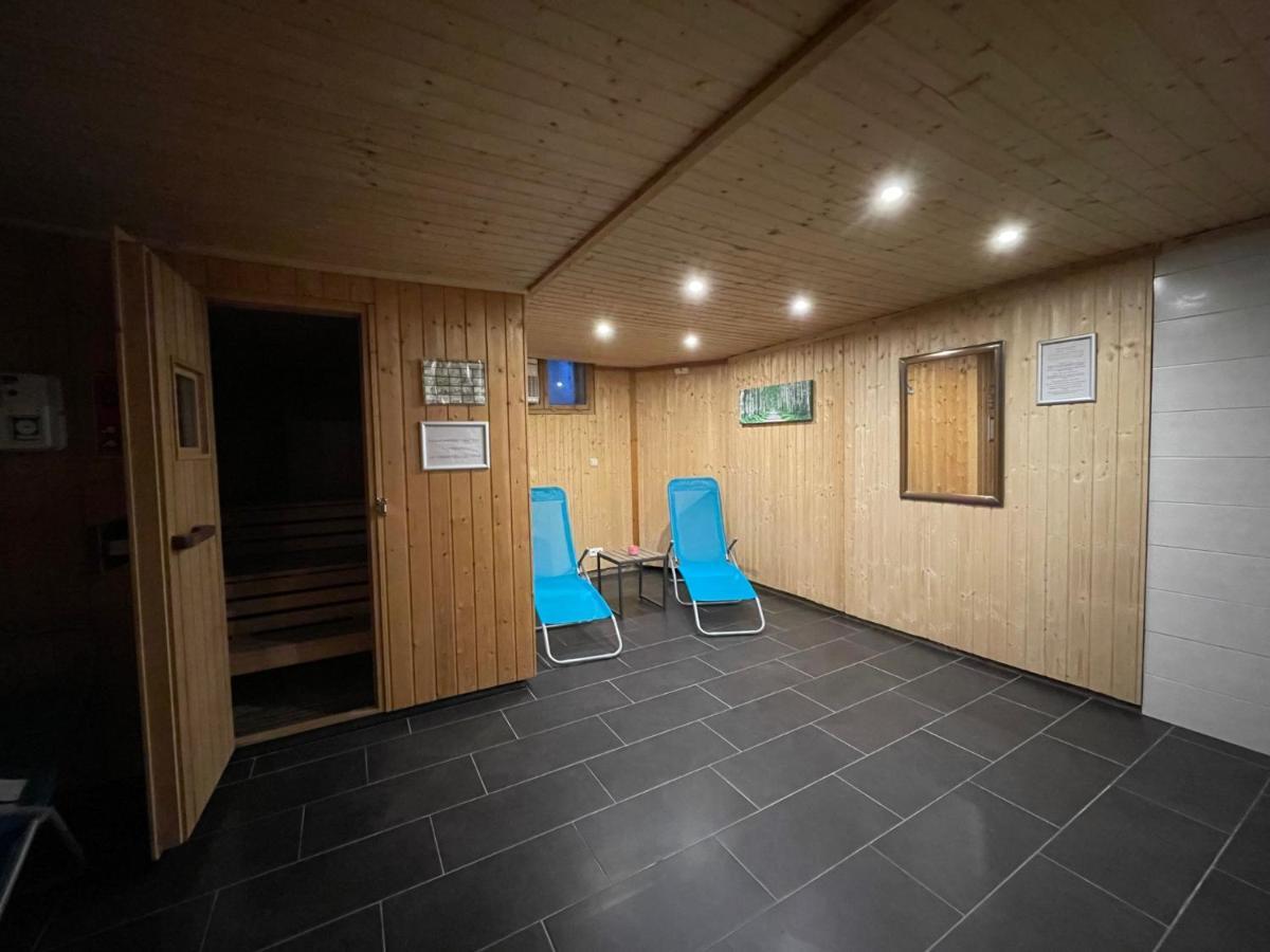 Geraeumiges Domizil Mit Bergblick Und Sauna * Oberwössen